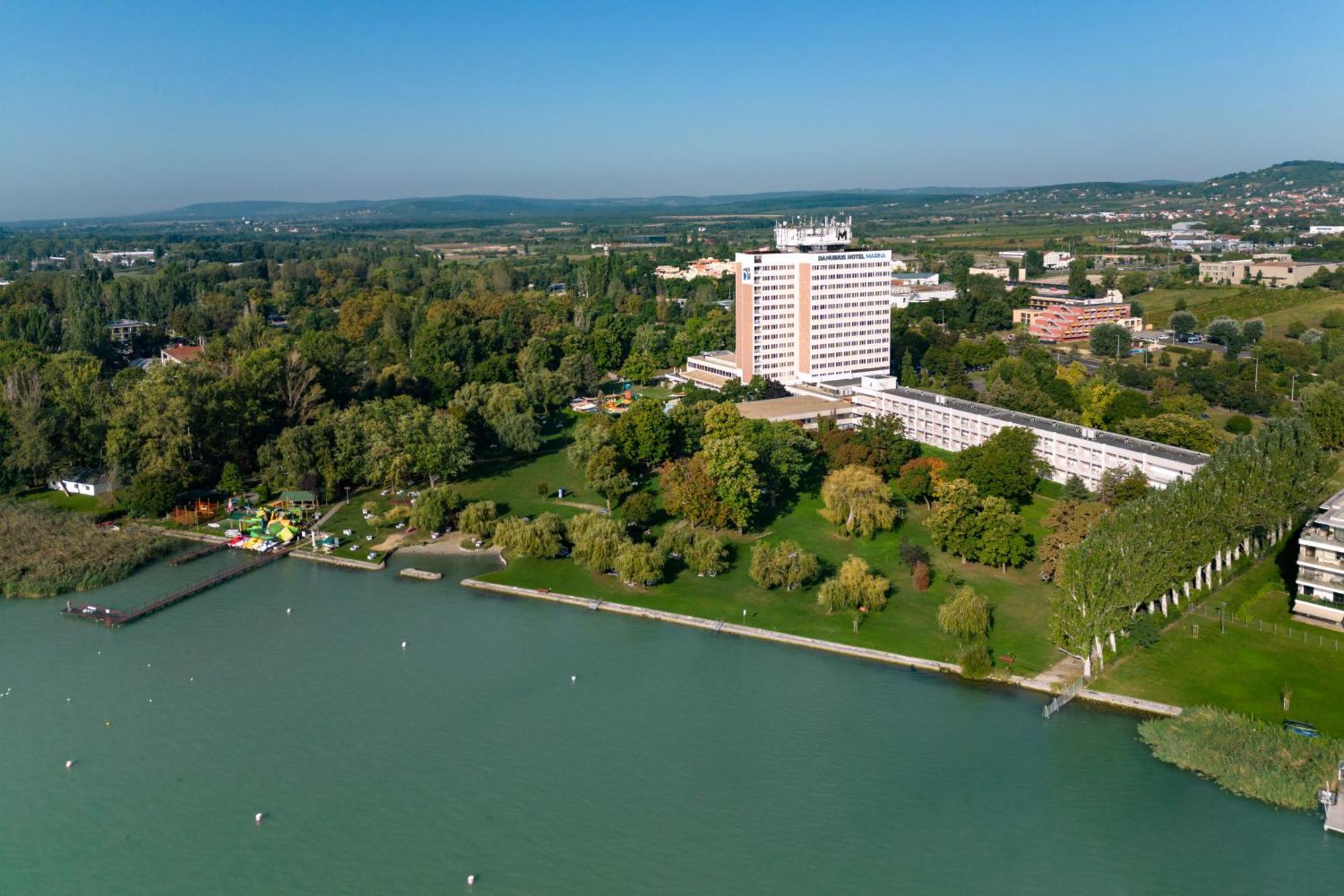 Danubius Hotel Marina บาลาตอนฟือเรด ภายนอก รูปภาพ